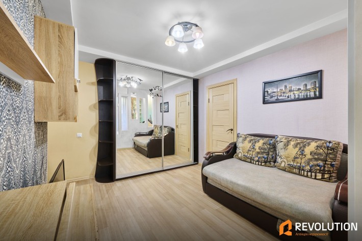 Без % Продаж 2 кім. квартири в Святошинському р-н по вул. Мрії, 4 - фото 1