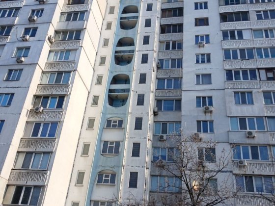 Продам 3-х кімнатну квартиру метро  Харківська Киев