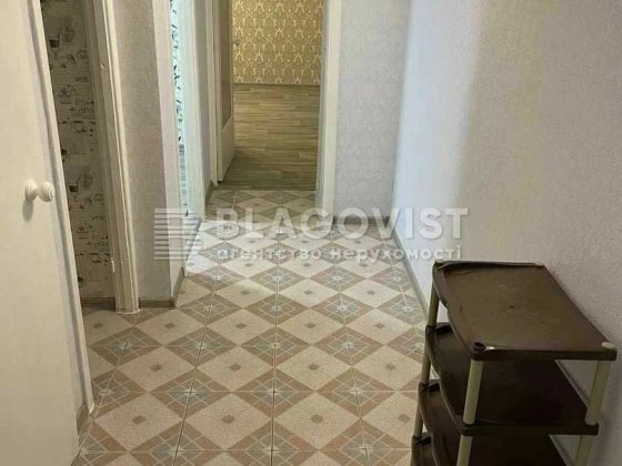 Продаж 3 к квартири Березняки Русанівка Київ