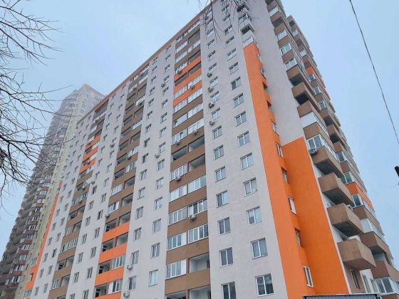 Продаж квартири-студії в ЖК «Сосновий бір» Київ