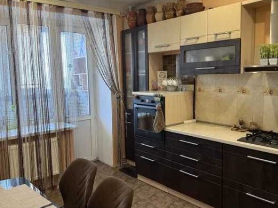 Продам 2 к квартиру в Святошинському районі Київ