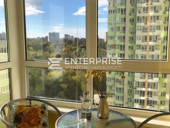 Без% 1кімнатна вул. Донця Михайла,2А Відрадний Солом'янський генератор Киев