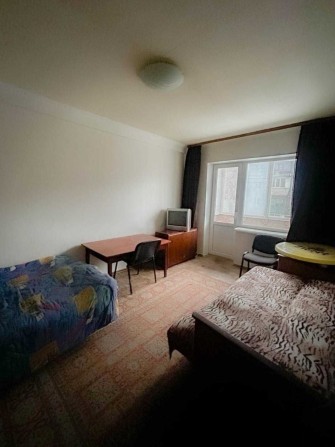 Продаж 1-кімнатної квартири. Київ, вул. Івана Дзюби (Сім'ї Сосніних) - фото 1