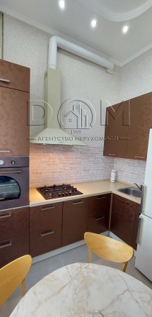 Продаж. 2-кімнт. Михайлівська, 22-б. Центр. Майдан Незалежності. Без % - фото 1