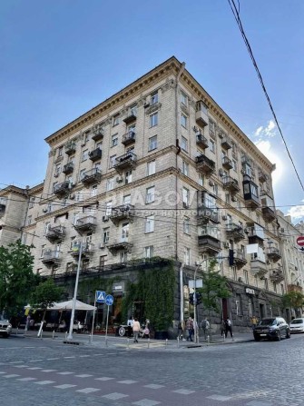 3-кім квартири Чикаленка Євгена (Пушкінська), 2-4/7 Центр Сталінка - фото 1