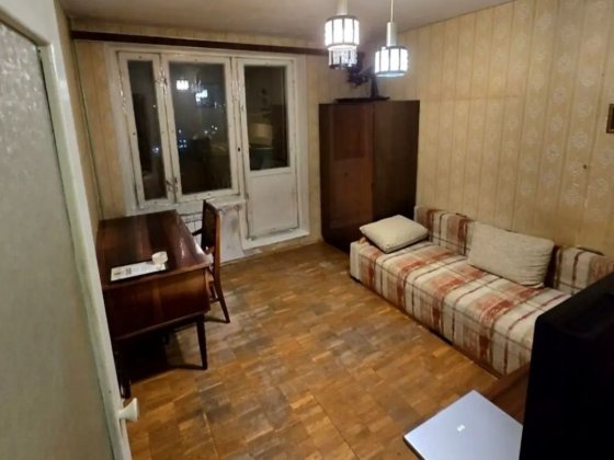 Продам 2 кім квартиру вул Солом'янська 41 метро Олімпійська  Вокзальна Київ