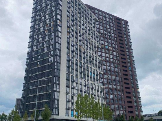 Продаж 1-кімнатної квартири без ремонту ЖК Діброва Парк 43 м² 4 поверх Киев