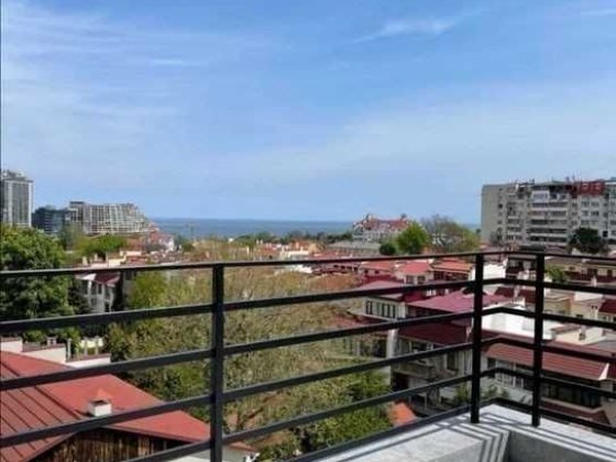 2-кімнатна з терасою 40 м² з видом на море з усіх кімнат| Педагогічна Одесса
