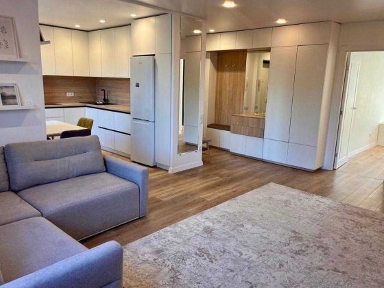 Продаж 4-кімнатної квартири з новим євроремонтом Николаев