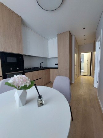 Продаж! Сучасна,стильна квартира з ремонтом.Петропавлівська Борщагівка - фото 1