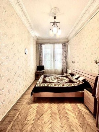 Продам квартиру в центрі міста на вул. Базарній! - фото 1