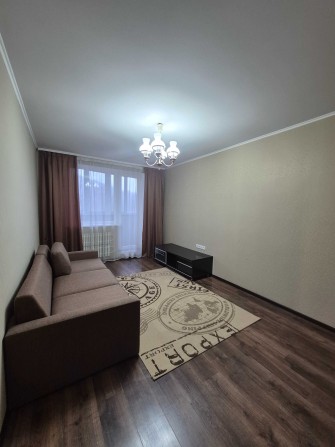 Продам 2 к.кв вул.Леся Сердюка,40 см Клас. метро Салтівська - фото 1