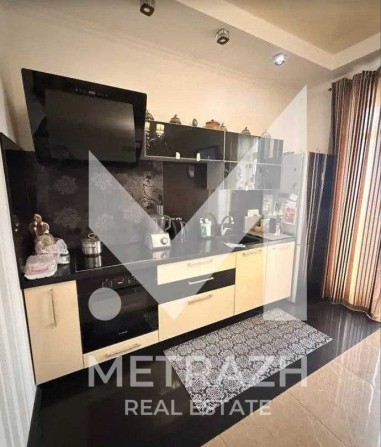 Продам  2-ком кв 80 м², в ЖК Алексеевский5 минут до метро Перемоги - фото 1