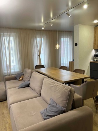 ЭКСЛЮЗИВ. Продам 3-х комн.  кв., 107 м2. в  ЖК "Меридиан" - фото 1