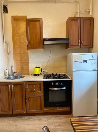 В Продажу 1 кк на вул. Адміральська - фото 1