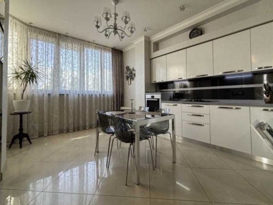 Продам однокомнатную квартиру в кирпичном доме на Фонтане/Госпрограмма Одеса