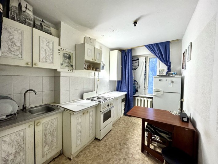 Продаю 2к квартиру на площі Перемоги. ц1 - фото 1