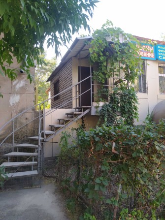 2 кк 48 кв ПАРАДНЫЙ вход ул.Спасская-Шнеерсона в.уд,под жилье и бизнес - фото 1