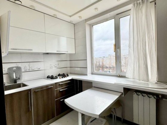 Продам РЕАЛЬНУЮ  двухкомнатную квартиру на Салтовке Харьков