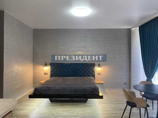 (3-50) Современная квартира в жилом  комплексе рядом с МОРЕМ! - фото 1