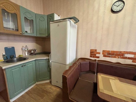 Продам студию метро Вокзальная (ЮЖД), Локомотив Харьков