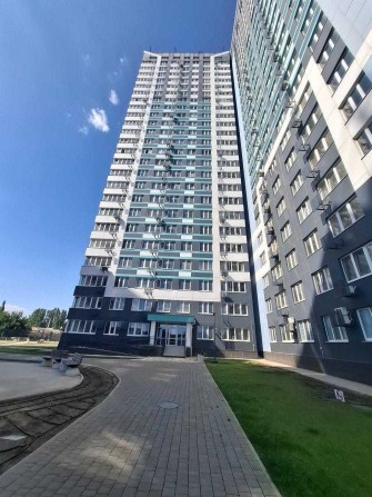 Продам 1 ком. квартиру ЖК Скай Сити состояние от строителей - дом сдан - фото 1