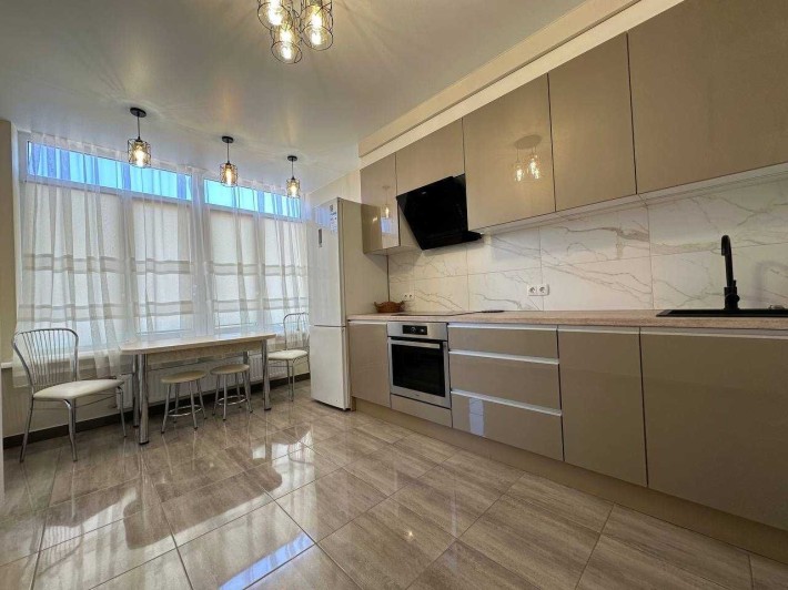 1 кім.квар.ЖК Дмитрієвський.Стильна квартира. 2й поверх.Євроремонт. - фото 1