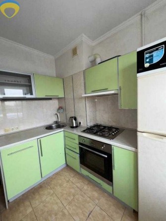 Продам 2-кімнатну квартиру на пл. Толбухіна - фото 1