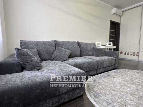 2-кімнатна квартира в ЖК «Альтаїр», 61 м², з технікою Одесса