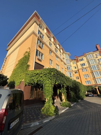 Стильная и светлая 2-комнатная квартира с современным ремонтом. - фото 1