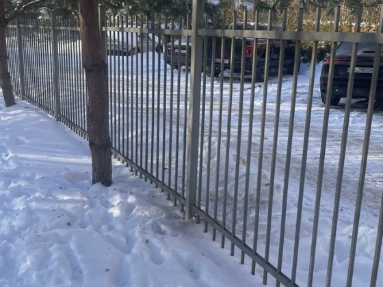 Здам в оренду паркомісце Луцьк,вул Чорновола,1000гр. Рованцы