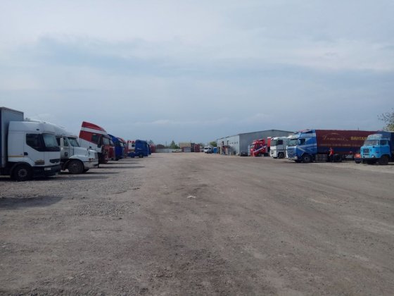 Стоянка для грузовых автомобилей Усатово