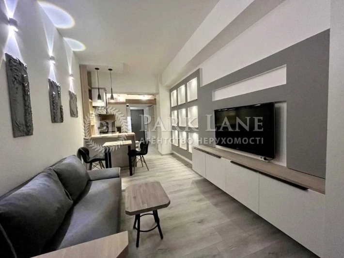 Продаж 1-кімнатної квартири в центрі - фото 1