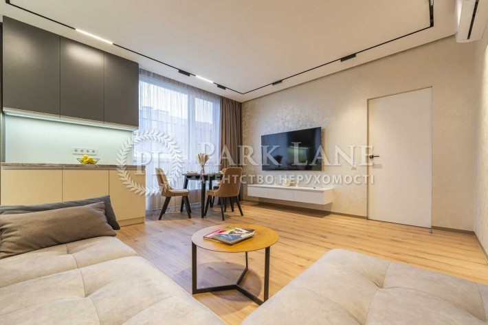 Продаж шикарної 3к звартири з новим ремонтом в ЖК Файна Таун - фото 1