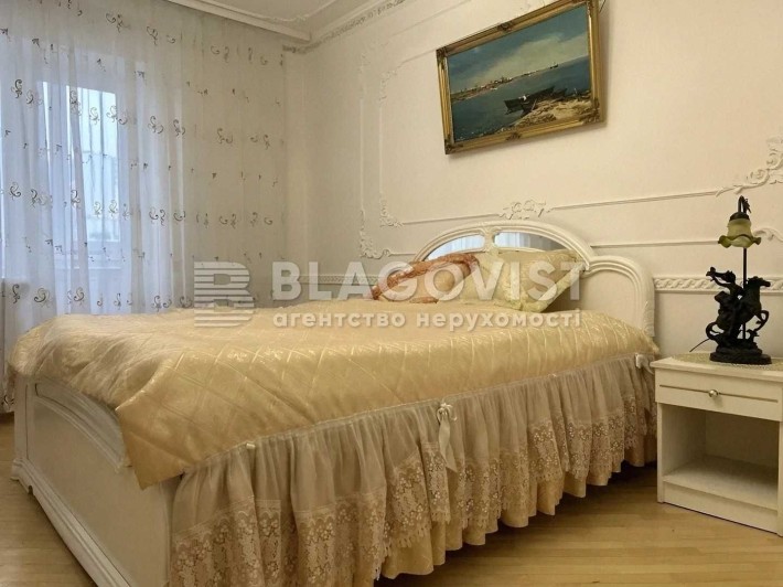 Продаж 3К квартира ст.м. Житомирська, Святошино - фото 1