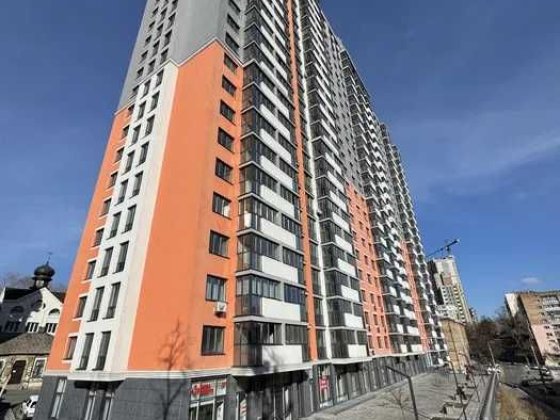 Власник. 1 кімнатна квартира 60 кв м  Загорівська (Багговутівська) 25. Киев