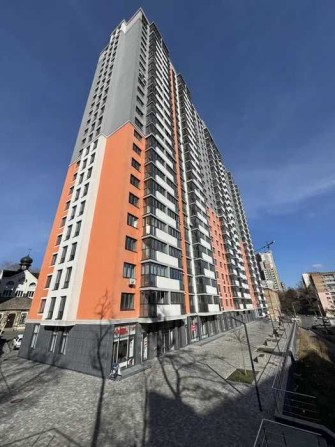 Власник. 1 кімнатна квартира 60 кв м  Загорівська (Багговутівська) 25. - фото 1