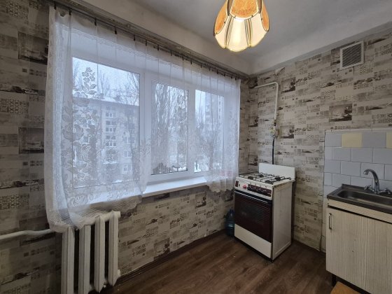 1-кімнатна по вул. Турчина 13а, Нивки Киев