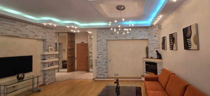 Без комісії! Волоська 51, Поділ, Контрактова, Квартира 5к з сауною! - фото 1