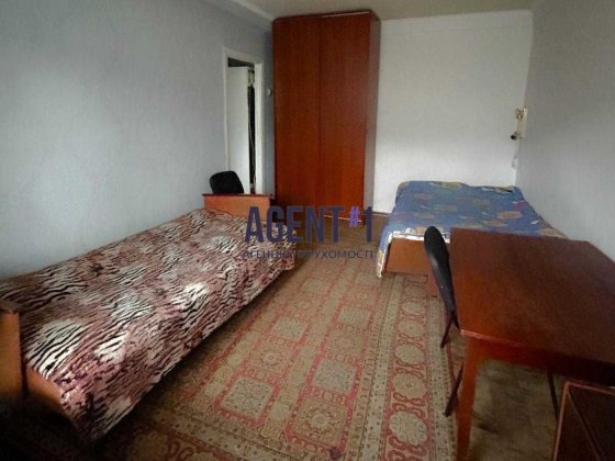 Продаж 1-кімнатної квартири, Київ,  вул. Івана Дзюби, буд.6, 3/5пов. Київ