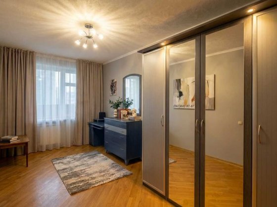 2-х кімнатна з ремонтом 57 кв.м. вул. Солом’янська. Київ