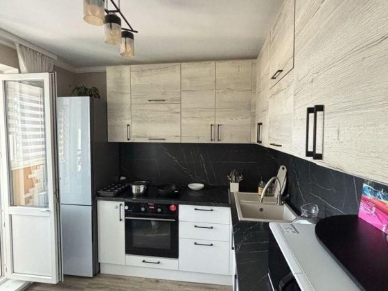 Без% 2к 50м2 стильний ремонт Вахтанга Кікабідзе Святошин Борщагівка Киев