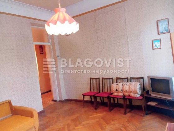 Продаж 3-х кімн Антонова Авіаконструктора 2/32,Солом'янка Киев