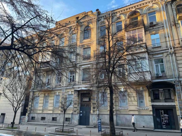 Продаж Олеся Гончара 90 Центр Дореволюційний буд після реконструкції - фото 1