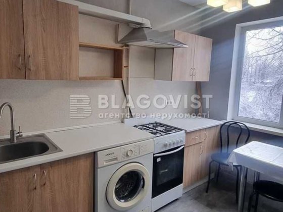 Продаж . 2 к .  Вацлава Гавела  44. Відрадний Київ