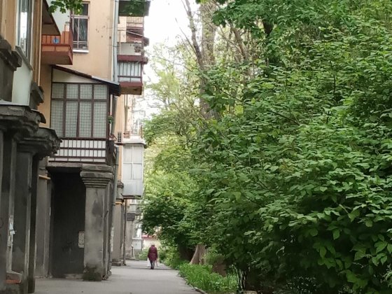 3 К сталінка від власника, тихе місце ,є газ. Київ