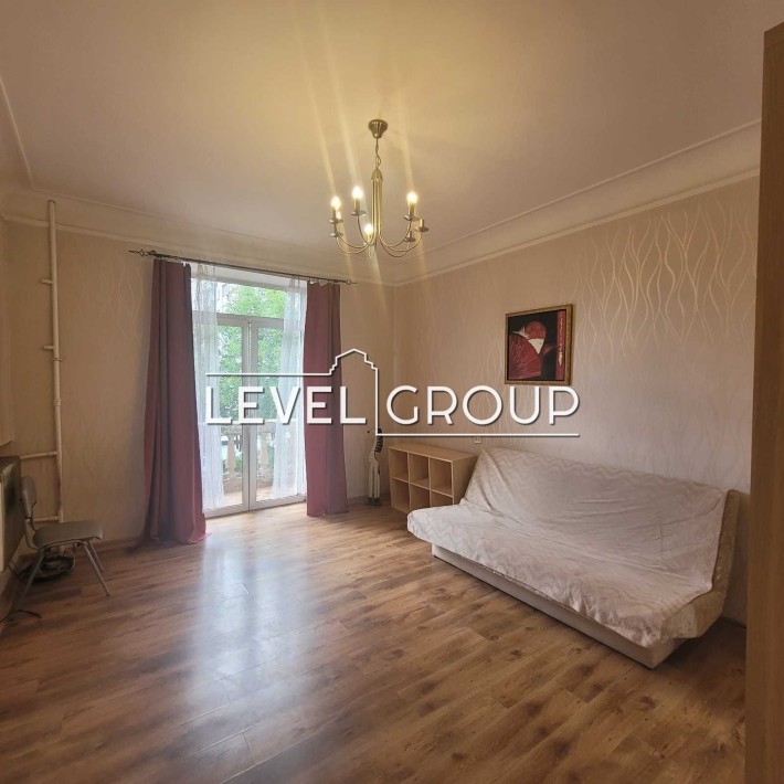 2К Юрківська 36/10 Сталінка Метро Тараса Шевченка - фото 1