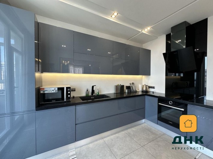 Аркадия. ул. Генуэзская. ЖК Гольфстрим. Трехкомнатная квартира. Ремонт - фото 1