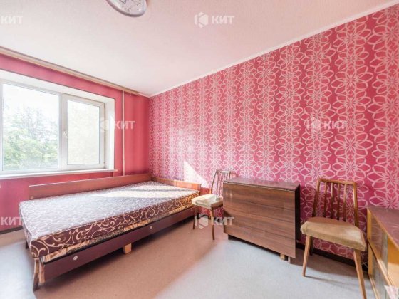 1к.13м2 Павлово Поле (П. Поле, м. 23 Августа, ул. 23 Августа 4) 130285 Харьков