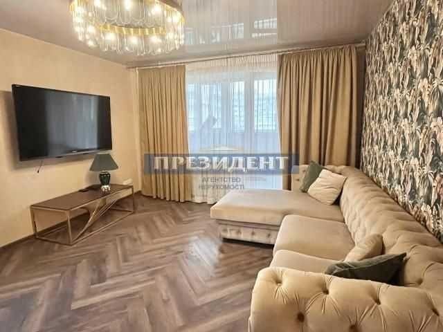 3 комнатная квартира ул. Владислава Бувалкина - фото 1